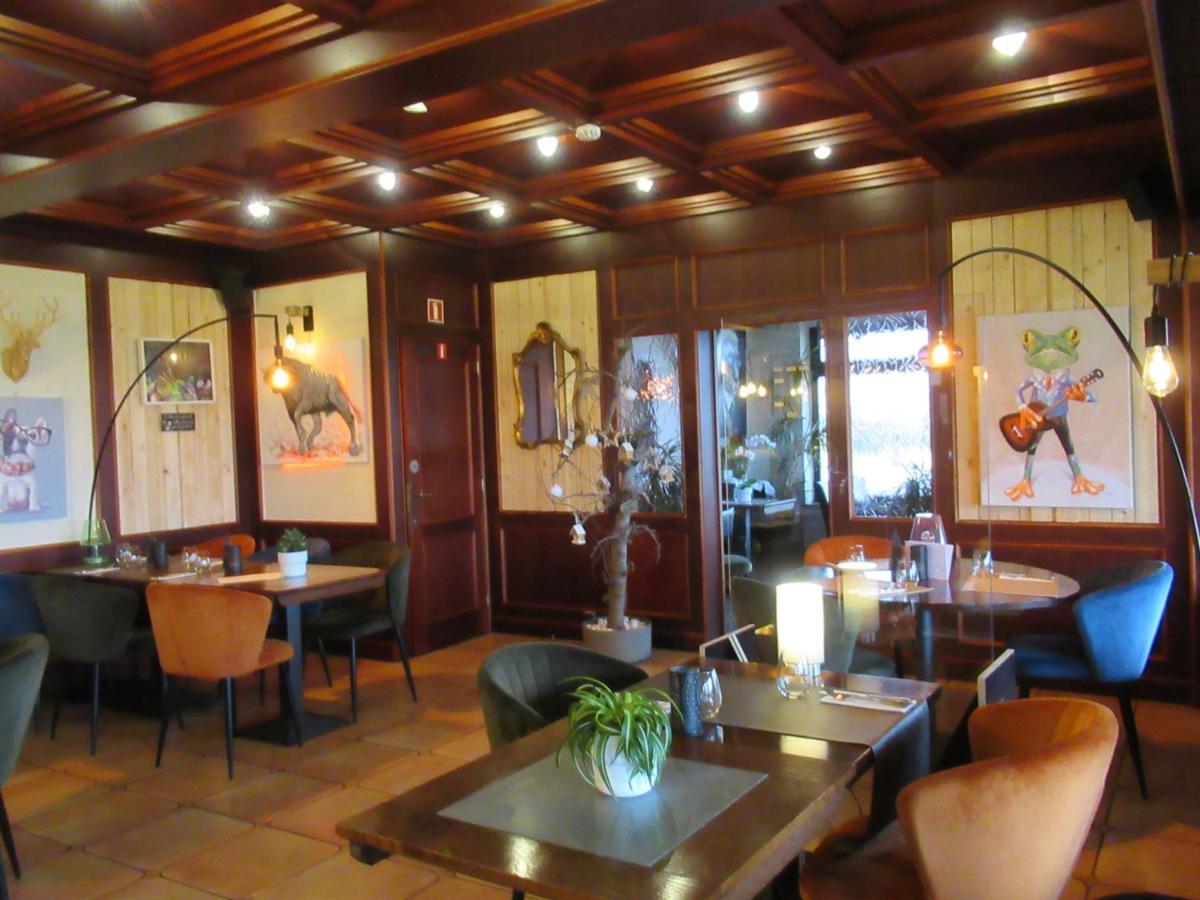 Hotel Restaurant N 4 Martelange エクステリア 写真