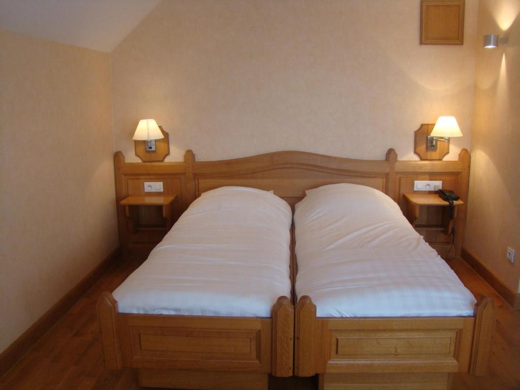 Hotel Restaurant N 4 Martelange 部屋 写真